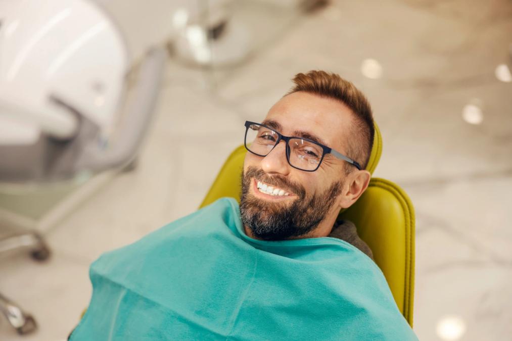 Dental implant procedure planning for replacement teeth